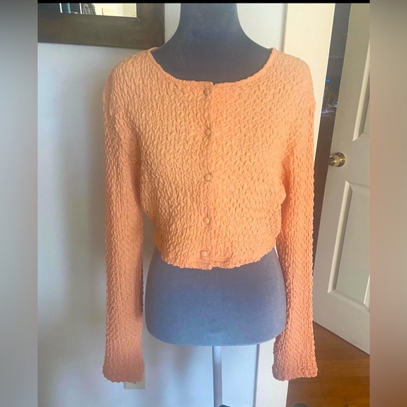 LE LIS rare little peach waffle knit cardigan.
Boutique brand-SzS NWT/WINTER ❄️ - Picture 8 of 8